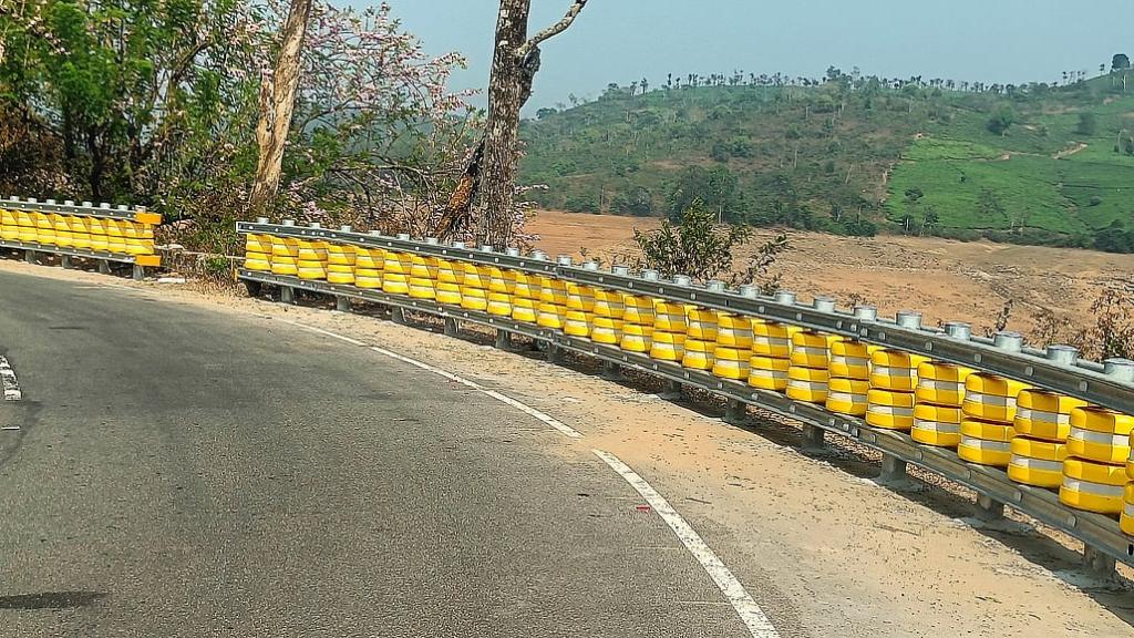 வால்பாறை எஸ்டேட் சாலைகளில் விபத்து தடுப்பு நடவடிக்கை