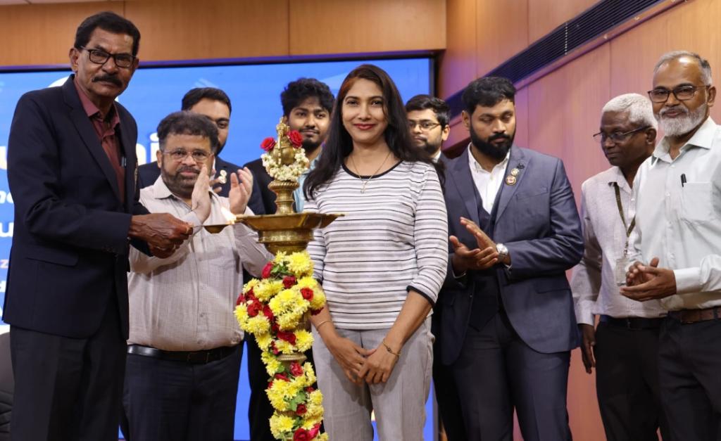 விஐடி பல்கலைக்கழகத்தில் ஜிஎஸ்டி வரி விழிப்புணர்வு மாநாடு