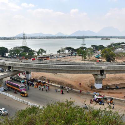 கோவை உக்கடம் பகுதியில் மேம்பால கட்டுமான பணிகள் ஆய்வு