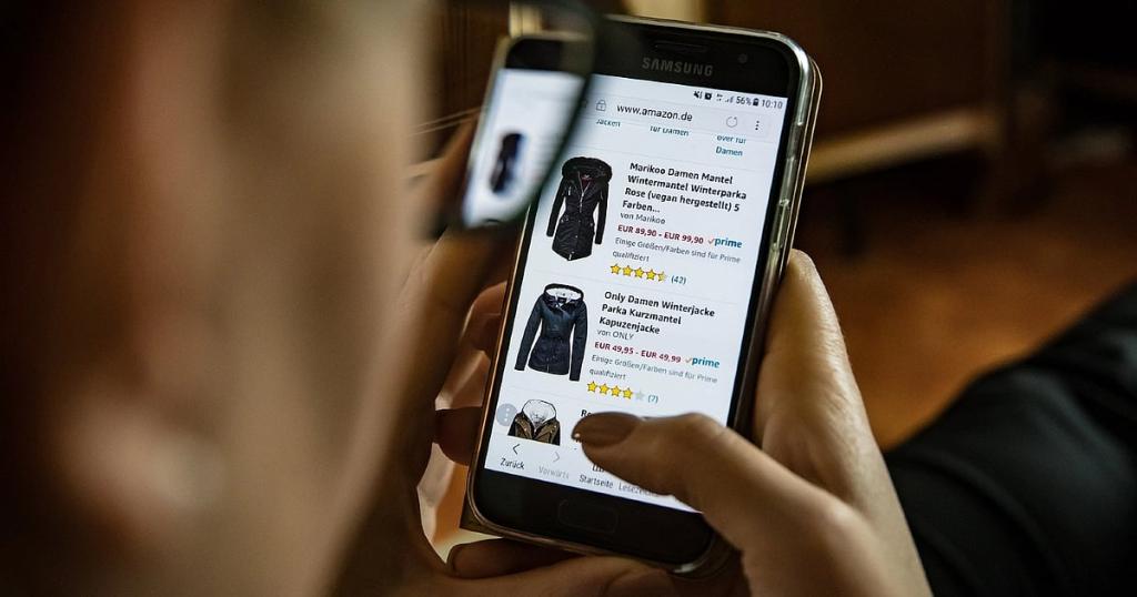 ஆன்லைன் ஆடை ஆர்டர் பெயரில் ரூ.6.82 லட்சம் மோசடி: புனே பெண் சைபர் குற்றவாளிகளின் வலையில் சிக்கினார்