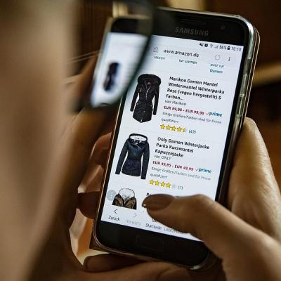 ஆன்லைன் ஆடை ஆர்டர் பெயரில் ரூ.6.82 லட்சம் மோசடி: புனே பெண் சைபர் குற்றவாளிகளின் வலையில் சிக்கினார்